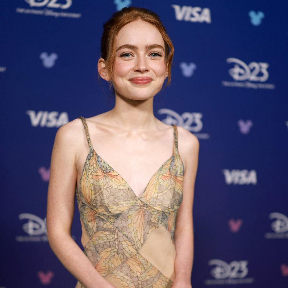 Sadie Sink u arhivskoj Alexander McQueen haljini