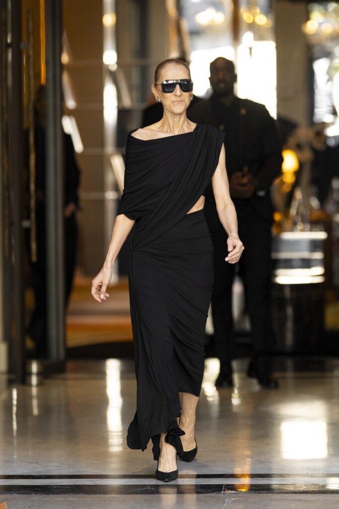 Céline Dion u Balenciaga haljini koja osvaja Pariz