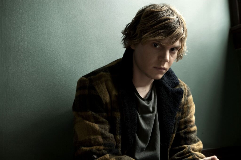 Ko glumi u 13. sezoni American Horror Story evan peters